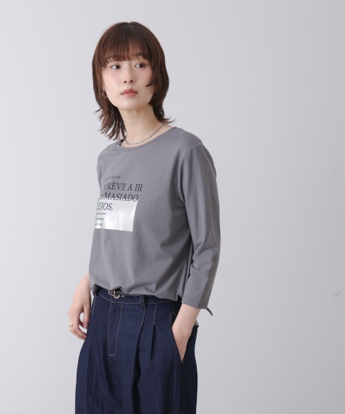 Bou Jeloud(ブージュルード)の「箔ロゴプリント五分袖Tシャツ(Tシャツ/カットソー・レディース・オフホワイト/チャコールグレー/ブラック・38)」の22枚目の写真