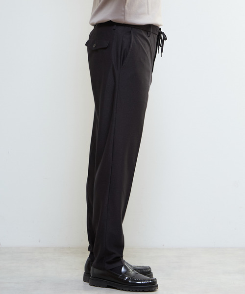 MEN'S MELROSE(メンズメルローズ)の「トラベストジャージイージーパンツ(セットアップ可)(スラックス・メンズ・ブラック/ブラウン/グレー・3/2/4)」の4枚目の写真