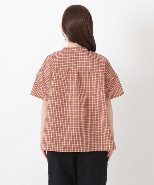 one'sterrace(ワンズテラス)の「リップル加工 チェック柄前開きブラウス(シャツ/ブラウス・レディース・アイボリー系8/オレンジ系その他5/ネイビー系5・02)」の6枚目の写真