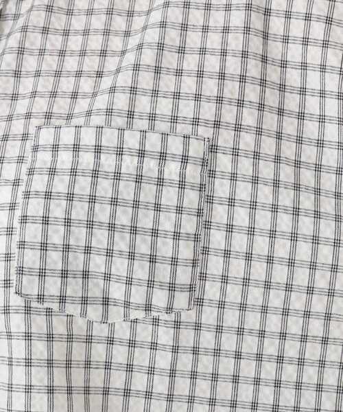 one'sterrace(ワンズテラス)の「リップル加工 チェック柄前開きブラウス(シャツ/ブラウス・レディース・アイボリー系8/オレンジ系その他5/ネイビー系5・02)」の11枚目の写真