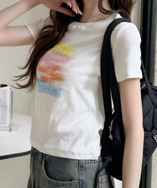Ada.(エイダ)の「マルチカラー ペイント ロゴ グラフィック Tシャツ(Tシャツ/カットソー・レディース・ホワイト/ネイビー/グレー/ライトブルー・FREE)」の8枚目の写真