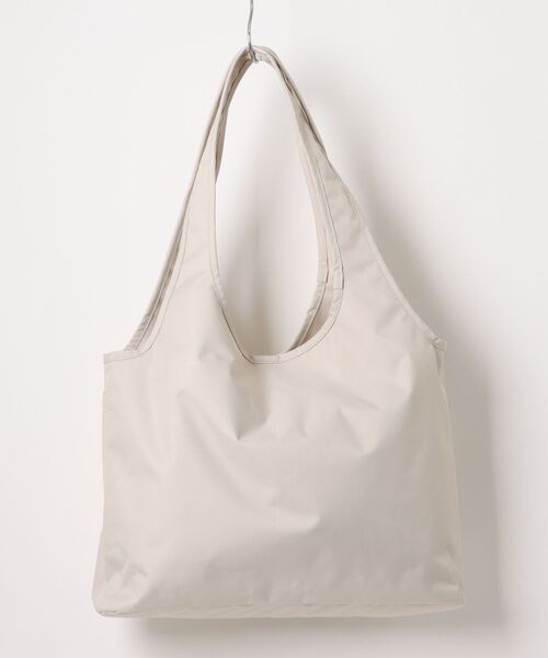 THE NORTH FACE(ザノースフェイス)の「国内未発売 THE NORTH FACE(ザ ノース フェイス) / トートバッグ / ショルダーバッグ / WL TRIG BAG / トリッグバッグ(トートバッグ・レディース・クリーム/ブラック・FREE)」の11枚目の写真