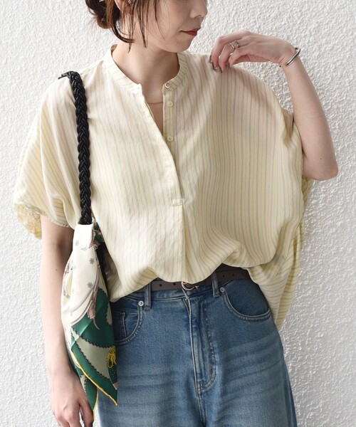 SHIPS Colors(シップス カラーズ)の「SHIPS Colors:〈手洗い可能〉ナイロンレーヨン ストライプ シャツ◇(シャツ/ブラウス・レディース・ナチュラル/ブラウン/ブラック・ONE SIZE)」の3枚目の写真
