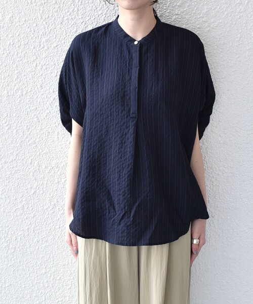 SHIPS Colors(シップス カラーズ)の「SHIPS Colors:〈手洗い可能〉ナイロンレーヨン ストライプ シャツ◇(シャツ/ブラウス・レディース・ナチュラル/ブラウン/ブラック・ONE SIZE)」の12枚目の写真