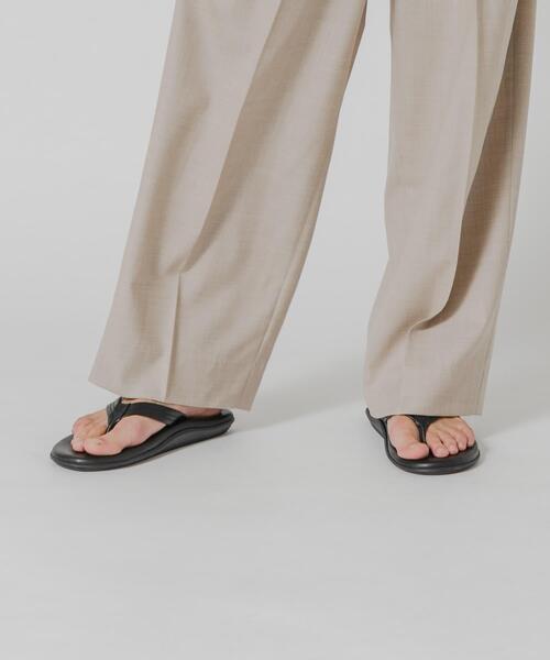 ISLAND SLIPPER(アイランドスリッパ)の「『別注』ISLAND SLIPPER×URBAN RESEARCH ナローストラップサンダル(サンダル・メンズ・ブラック/ブラウン・8/9/10/11)」の4枚目の写真