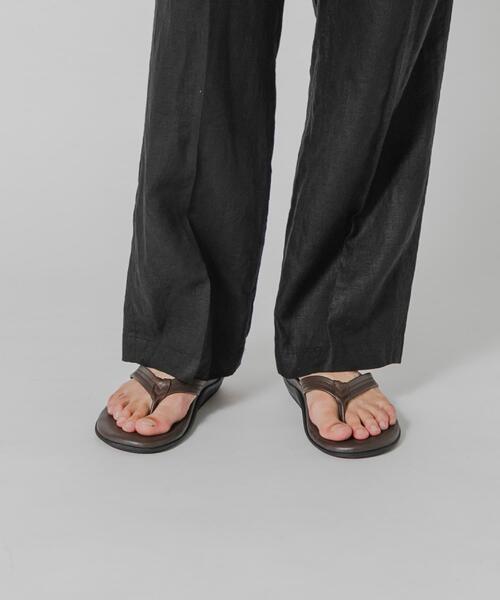 ISLAND SLIPPER(アイランドスリッパ)の「『別注』ISLAND SLIPPER×URBAN RESEARCH ナローストラップサンダル(サンダル・メンズ・ブラック/ブラウン・8/9/10/11)」の12枚目の写真