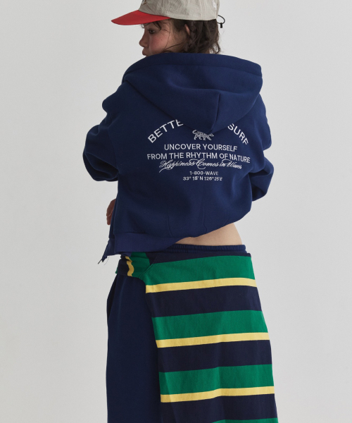 BETTER THAN SURF(ベターザンサーフ)の「EUPHORIA CROP ZIPUP HOODIE - NAVY(パーカー・レディース・その他・SMALL/MEDIUM)」の3枚目の写真