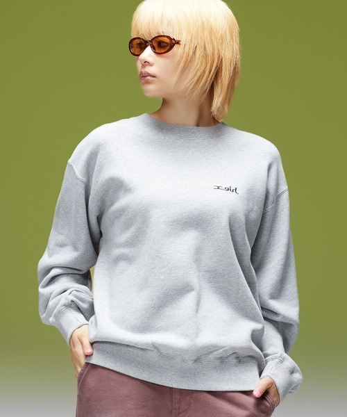 X-girl（エックスガール）の「ARCH LOGO AND FACE PATCH SWEATSHIRT（スウェット・レディース・ネイビー/アッシュ/ブラック・L/M/S）」の13枚目の写真
