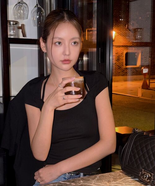 UUUUP(ユープ)の「ジェラホルターティー - ブラック(Tシャツ/カットソー・レディース・その他・SMALL/MEDIUM)」の3枚目の写真
