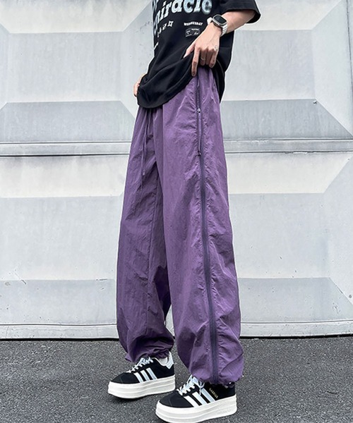 WESTBOY(ウエストボーイ)の「Y2K サイドジップ ナイロンワイドパンツ WO26S14PT12(その他パンツ・メンズ・パープル/ブラック/グレー・M/L/XL)」の3枚目の写真