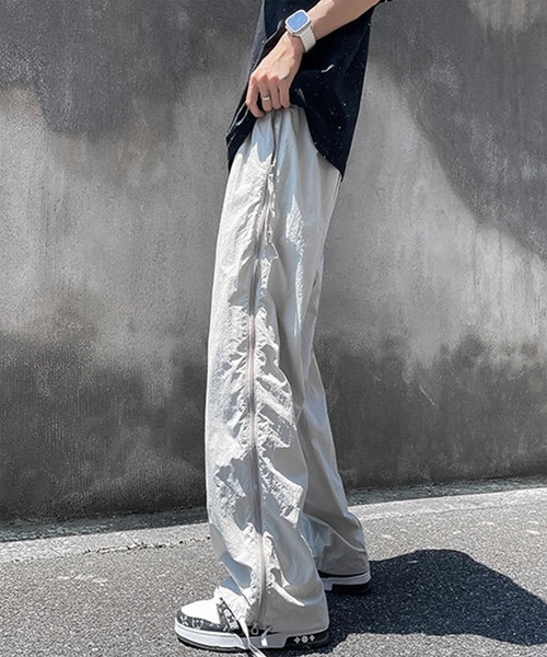 WESTBOY(ウエストボーイ)の「Y2K サイドジップ ナイロンワイドパンツ WO26S14PT12(その他パンツ・メンズ・パープル/ブラック/グレー・M/L/XL)」の7枚目の写真