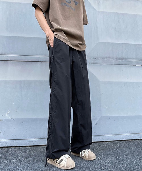 WESTBOY(ウエストボーイ)の「Y2K サイドジップ ナイロンワイドパンツ WO26S14PT12(その他パンツ・メンズ・パープル/ブラック/グレー・M/L/XL)」の4枚目の写真