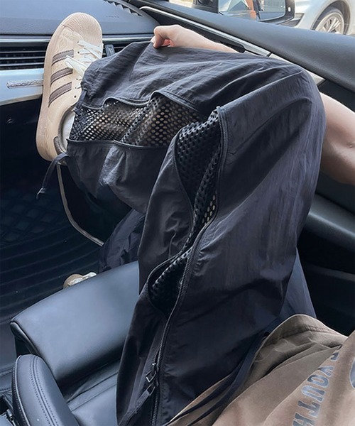 WESTBOY(ウエストボーイ)の「Y2K サイドジップ ナイロンワイドパンツ WO26S14PT12(その他パンツ・メンズ・パープル/ブラック/グレー・M/L/XL)」の10枚目の写真