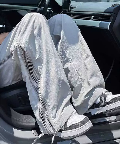 WESTBOY(ウエストボーイ)の「Y2K サイドジップ ナイロンワイドパンツ WO26S14PT12(その他パンツ・メンズ・パープル/ブラック/グレー・M/L/XL)」の12枚目の写真