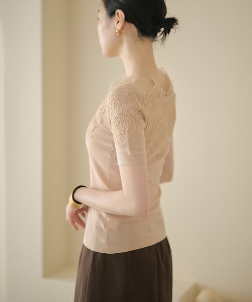 LAULEN(ローレン)の「scallop lace off shoulder rib knit / スカラップレース オフショルダーリブニット(ニット/セーター・レディース・イエロー/ピンク/ブラック・FREE)」の5枚目の写真