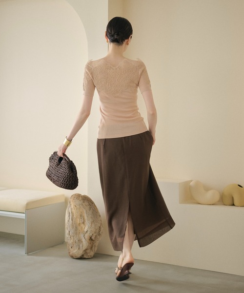 LAULEN(ローレン)の「scallop lace off shoulder rib knit / スカラップレース オフショルダーリブニット(ニット/セーター・レディース・イエロー/ピンク/ブラック・FREE)」の11枚目の写真