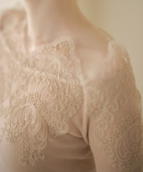 LAULEN(ローレン)の「scallop lace off shoulder rib knit / スカラップレース オフショルダーリブニット(ニット/セーター・レディース・イエロー/ピンク/ブラック・FREE)」の15枚目の写真