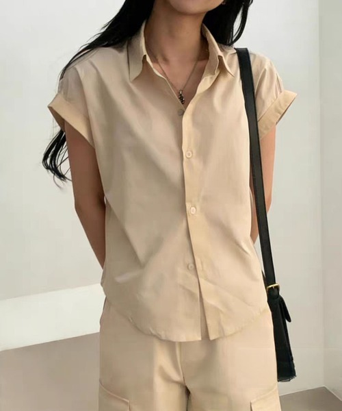 MAISON DE THERESE(メゾン ド テレーズ)の「夏 ベーシック 襟付きシャツ レディース 半袖 袖口ロールアップ 上品 カジュアルトップス(シャツ/ブラウス・レディース・ベージュ/ブラック/ホワイト/グリーン/ピンク/チャコールグレー/ブルー・M)」の4枚目の写真