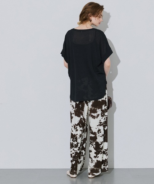 coca(coca)(コカ)の「シアージョーゼットロールアップスリーブトップス(Tシャツ/カットソー・レディース・ホワイト/ブラック・M/L/S)」の8枚目の写真
