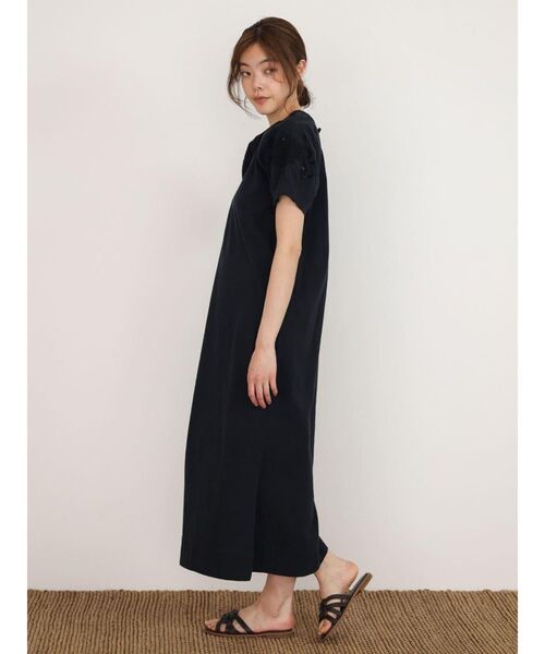 FIKA.（フィーカ）の「Cutwork lace sleeve  onepiece（ワンピース・レディース・オフホワイト/ブラック・MEDIUM）」の14枚目の写真