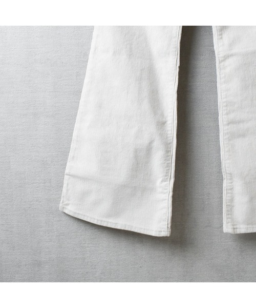 Levi's(リーバイス)の「【IW4】【Levi's/リーバイス】70S HIGH FLARE PANTS A0899-0007(その他パンツ・レディース・ライトベージュ・25inch/26inch)」の10枚目の写真