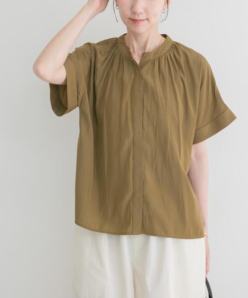 ITEMS URBANRESEARCH(アイテムズ アーバンリサーチ)の「『洗濯可』カッセンドルマンブラウス(シャツ/ブラウス・レディース・チャコールグレー/オフホワイト/ライトブルー/キャメル・FREE)」の4枚目の写真
