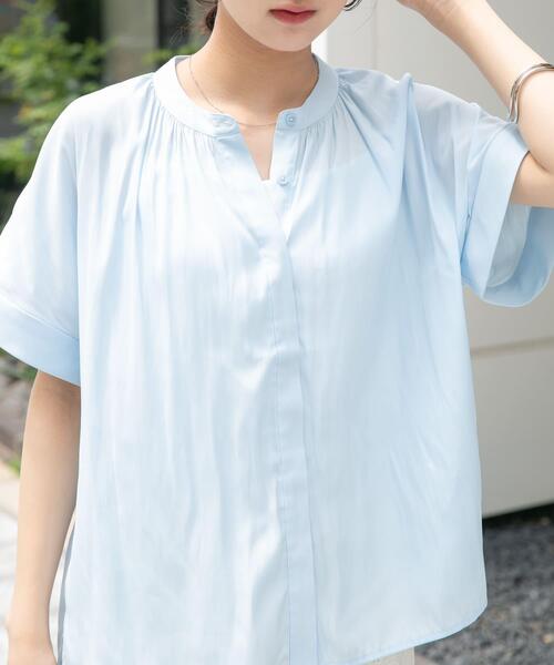 ITEMS URBANRESEARCH(アイテムズ アーバンリサーチ)の「『洗濯可』カッセンドルマンブラウス(シャツ/ブラウス・レディース・チャコールグレー/オフホワイト/ライトブルー/キャメル・FREE)」の6枚目の写真