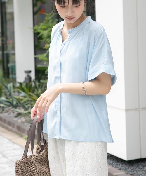 ITEMS URBANRESEARCH(アイテムズ アーバンリサーチ)の「『洗濯可』カッセンドルマンブラウス(シャツ/ブラウス・レディース・チャコールグレー/オフホワイト/ライトブルー/キャメル・FREE)」の9枚目の写真