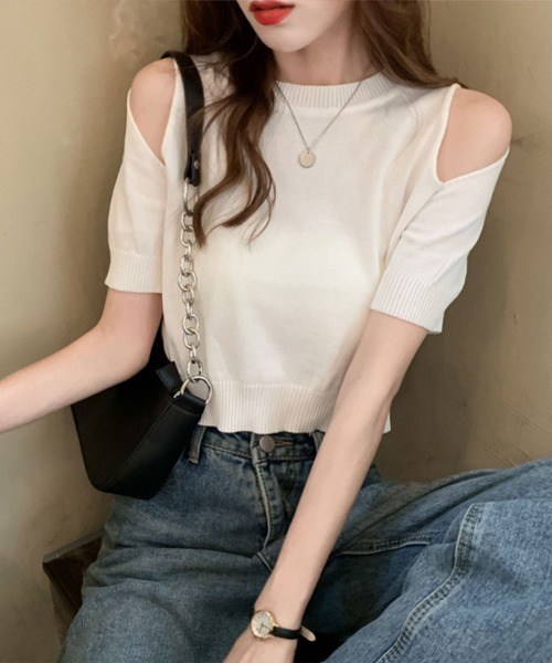 Flugge(フラッジー)の「ショルダースリット半袖カットソー(Tシャツ/カットソー・レディース・ホワイト/ブラック・FREE)」の3枚目の写真