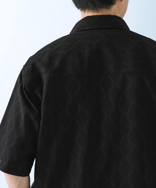 ITEMS URBANRESEARCH(アイテムズ アーバンリサーチ)の「ジオメレース レギュラーカラー 半袖シャツ(シャツ/ブラウス・メンズ・ホワイト/ブラック・MEDIUM/LARGE)」の9枚目の写真