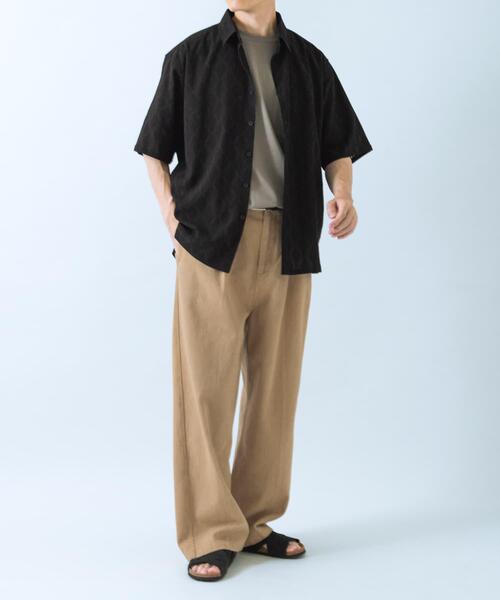 ITEMS URBANRESEARCH(アイテムズ アーバンリサーチ)の「ジオメレース レギュラーカラー 半袖シャツ(シャツ/ブラウス・メンズ・ホワイト/ブラック・MEDIUM/LARGE)」の14枚目の写真