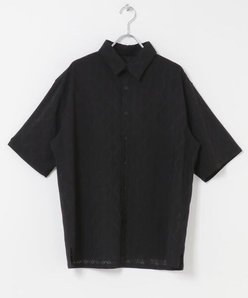 ITEMS URBANRESEARCH(アイテムズ アーバンリサーチ)の「ジオメレース レギュラーカラー 半袖シャツ(シャツ/ブラウス・メンズ・ホワイト/ブラック・MEDIUM/LARGE)」の15枚目の写真