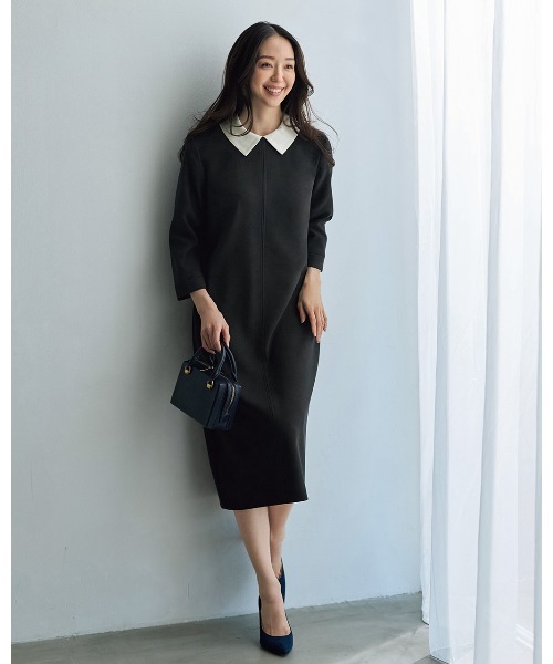 DoCLASSE（ ドゥクラッセ）の「二重織カルゼ・2WAY衿ワンピース（ワンピース・レディース・ベージュ/ダークネイビー・11/13/9/7）」の2枚目の写真