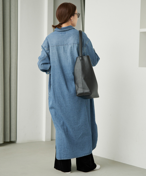 SLOBE IENA(スローブイエナ)の「《シリーズあり/》LEDENIM BDU デニムシャツワンピース(シャツワンピース・レディース・ネイビー/ブルー・FREE)」の22枚目の写真