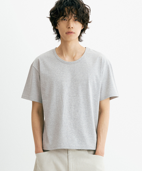 THEN OUR(デンアワー)の「クロップUネック半袖Tシャツ - 3カラー(Tシャツ/カットソー・メンズ・ホワイト/ブラック/グレー・X-LARGE/LARGE/MEDIUM)」の8枚目の写真