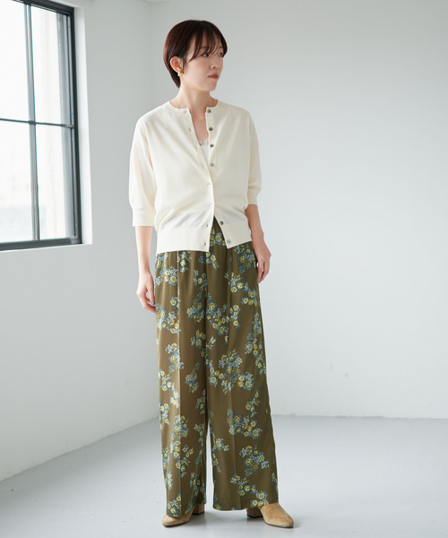 IENA(イエナ)の「ナイトガーデンプリントパンツ(その他パンツ・レディース・カーキ/ブラック・36/38)」の5枚目の写真