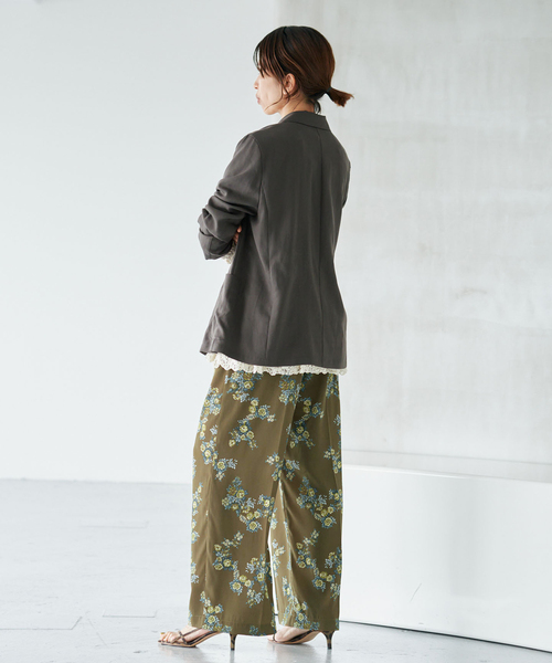IENA(イエナ)の「ナイトガーデンプリントパンツ(その他パンツ・レディース・カーキ/ブラック・36/38)」の21枚目の写真