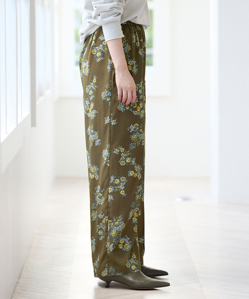 IENA（イエナ）の「ナイトガーデンプリントパンツ（その他パンツ・レディース・カーキ/ブラック・36/38）」の22枚目の写真