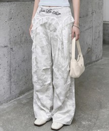 A'GEM/9 × .kom 『.KOM/ドットケーオーエム』LACE LAYERED CAMO WIDE PANTS / レースレイヤードカモワイドパンツ