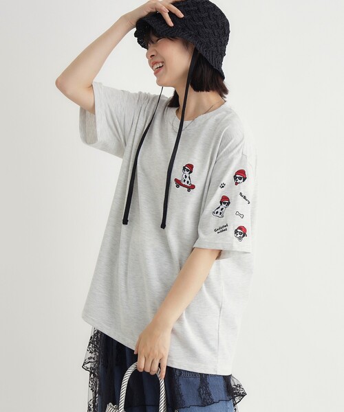 Right-on(ライトオン)の「ドッグ刺繍ビッグTシャツ(Tシャツ/カットソー・レディース・ネイビー/アイボリー・05/04/03)」の2枚目の写真