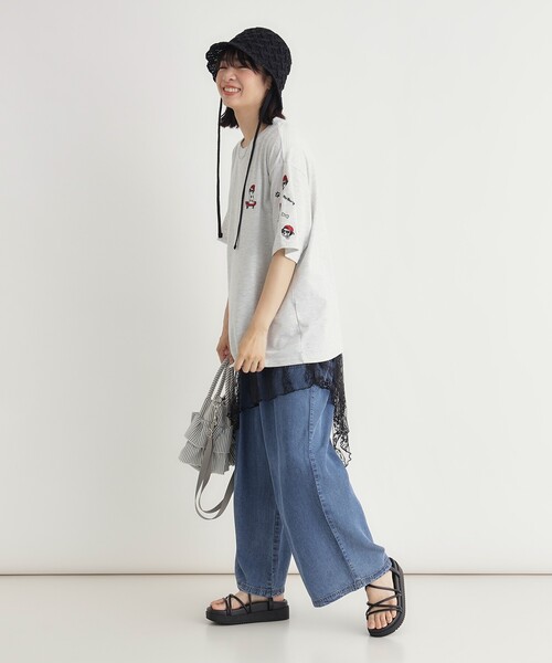 Right-on(ライトオン)の「ドッグ刺繍ビッグTシャツ(Tシャツ/カットソー・レディース・ネイビー/アイボリー・05/04/03)」の7枚目の写真