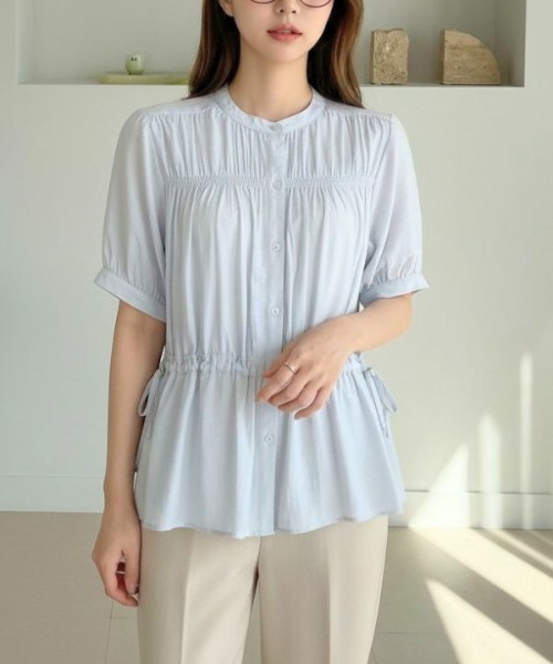 Human 2nd Occasion(ヒューマンセカンドオケージョン)の「ワッシャーローン シャーリングシャツ(シャツ/ブラウス・レディース・サックスブルー/オフホワイト・M)」の11枚目の写真