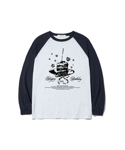 THEMORFHOUSE（ザモーフハウス）の「ケーキフォーユープリントオーバーサイズロングスリーブ[4カラー]（Tシャツ/カットソー・レディース・ホワイト/ブラック/ブラウン/ネイビー・MEDIUM/LARGE）」の4枚目の写真