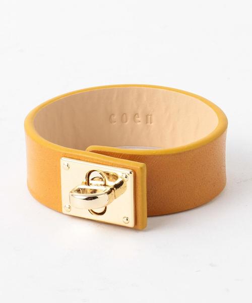 coen(コーエン)の「ワイドレザーブレスレット(ホワイト⇒WEB限定カラー)◆(バングル/リストバンド・レディース・ホワイト/ブラック/ブラウン/マスタード・FREE)」の18枚目の写真