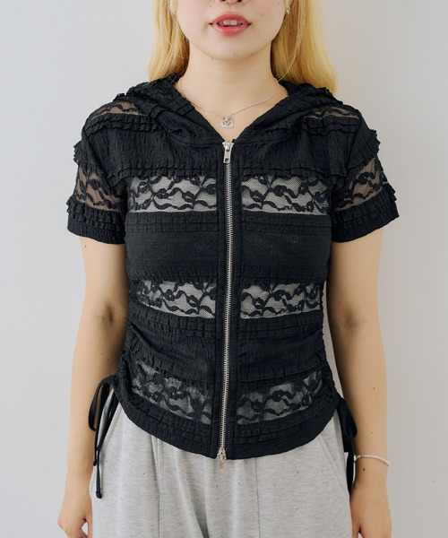 continuer de NICE CLAUP(コンティニューデナイスクラップ)の「ドロスト半袖ZIPUPパーカー(Tシャツ/カットソー・レディース・その他12/ブラック系その他/ホワイト系その他/オフホワイト/ブラック・FREE)」の19枚目の写真