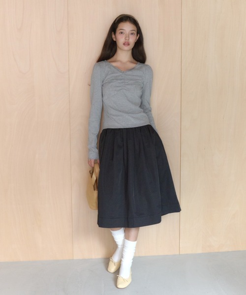 GIUNON(ジウノン)の「shirring stretch lace long-t / シャーリングストレッチレースロンT(Tシャツ/カットソー・レディース・グレー/ミント/ブラック/ブラウン・FREE)」の22枚目の写真
