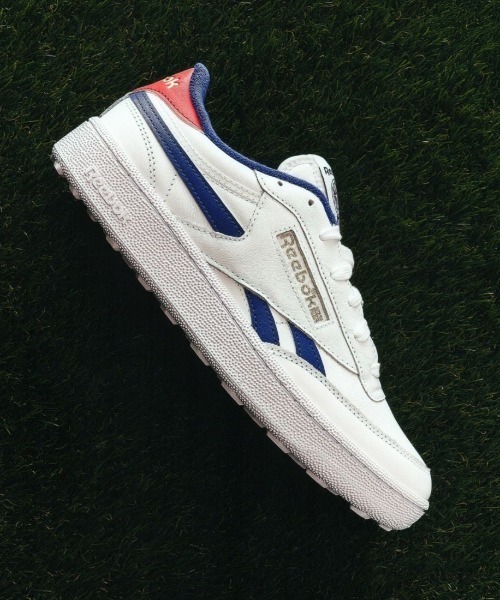 Reebok(リーボック)の「クラブシー ゴルフ リベンジ / CLUB C GOLF REVENGE(スニーカー・メンズ・ホワイト/ホワイト×ブラック/ホワイト×グリーン・28.5cm/28.0cm/26.5cm/29.0cm/27.5cm/26.0cm/25.0cm/27.0cm)」の1枚目の写真