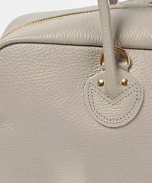 YOUNG&OLSEN The DRYGOODS STORE(ヤングアンドオルセン)の「YOUNG & OLSEN/ヤングアンドオルセン EMBOSSED LEATHER STUDENT M エンボスレザー スチューデント トートバッグ ハンドバッグ 2026新作 再入荷(ハンドバッグ・レディース・ブラック/ブラウン/ベージュ・FREE)」の8枚目の写真