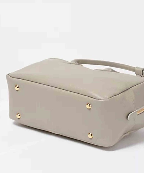 YOUNG&OLSEN The DRYGOODS STORE(ヤングアンドオルセン)の「YOUNG & OLSEN/ヤングアンドオルセン EMBOSSED LEATHER STUDENT M エンボスレザー スチューデント トートバッグ ハンドバッグ 2026新作 再入荷(ハンドバッグ・レディース・ブラック/ブラウン/ベージュ・FREE)」の6枚目の写真