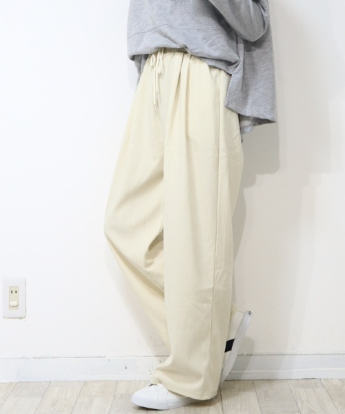 DISKEEN SURE(ディスキーンシュアー)の「フロントタックで体型カバーはお任せ!ニットコーデュロイワイドパンツ(その他パンツ・レディース・チャコール/オフホワイト/ブラウン/ブラック・FREE)」の10枚目の写真